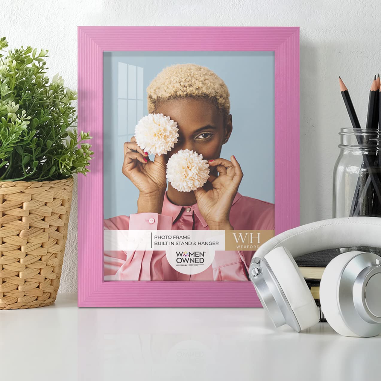 Renditions Gallery 6x8 inch Picture Frame Modern Style Wood Pattern and High Definition Glass Ready for Wall and Tabletop Photo